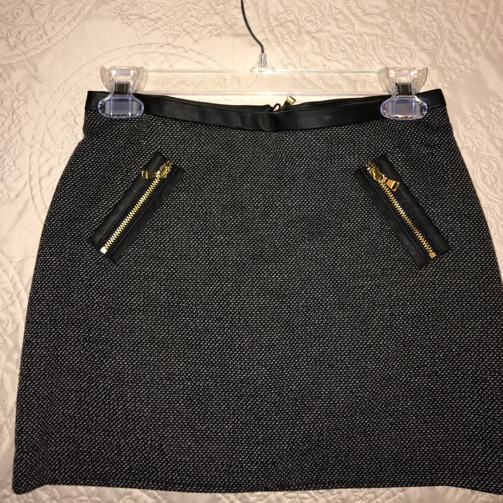 Black and leather trim Express skirt size 00