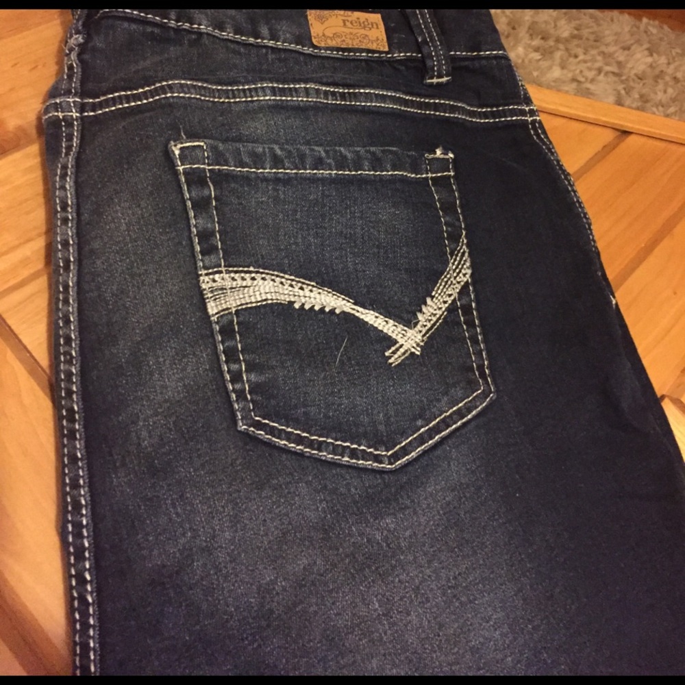 NWT! Reign skinny jeans