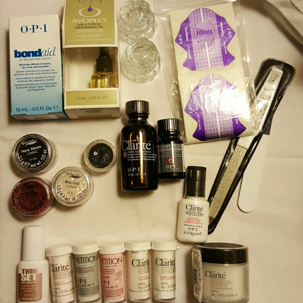 Acrylic nail supplies
