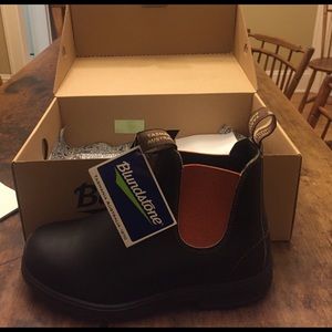 Brand new Blundstone boots