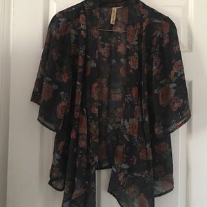 Floral kimono Coachella style