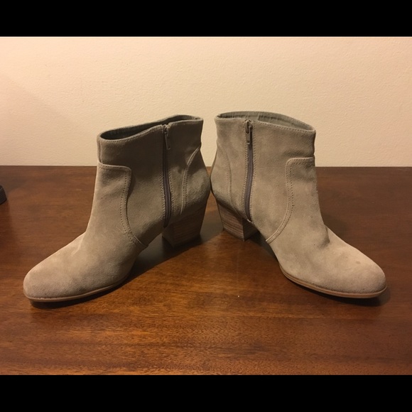 Booties - Picture 3 of 4