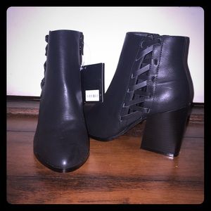 Forever 21 ankle booties size 5 1/2 runs a tad big