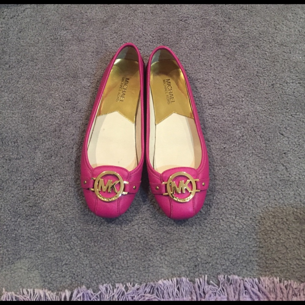 Michael Kors flats