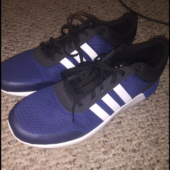 Adidas cloud foam racing shoes - Picture 1 of 3