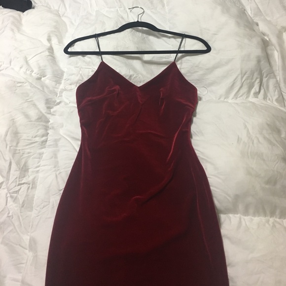 Dress - Picture 3 of 3