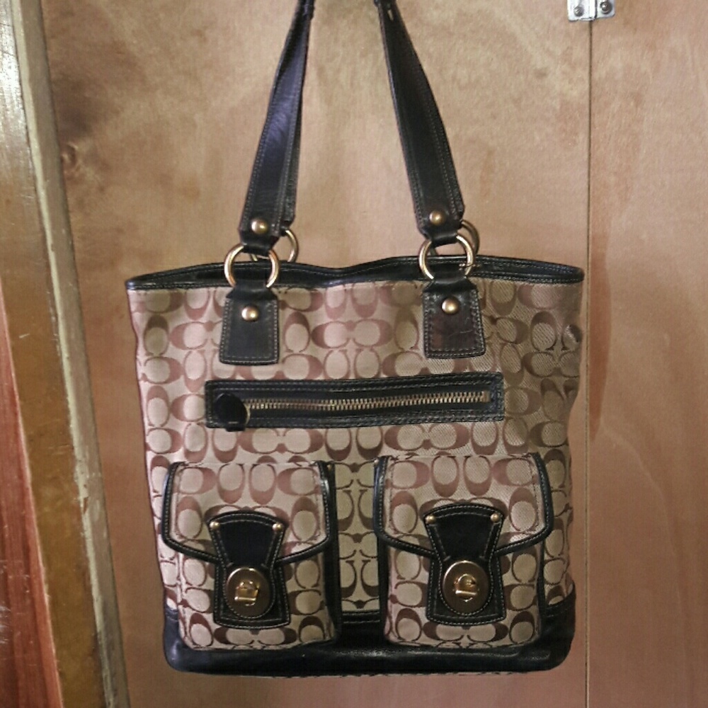 *SALE*Coach GIGI Sig Tote! *LMT ED*