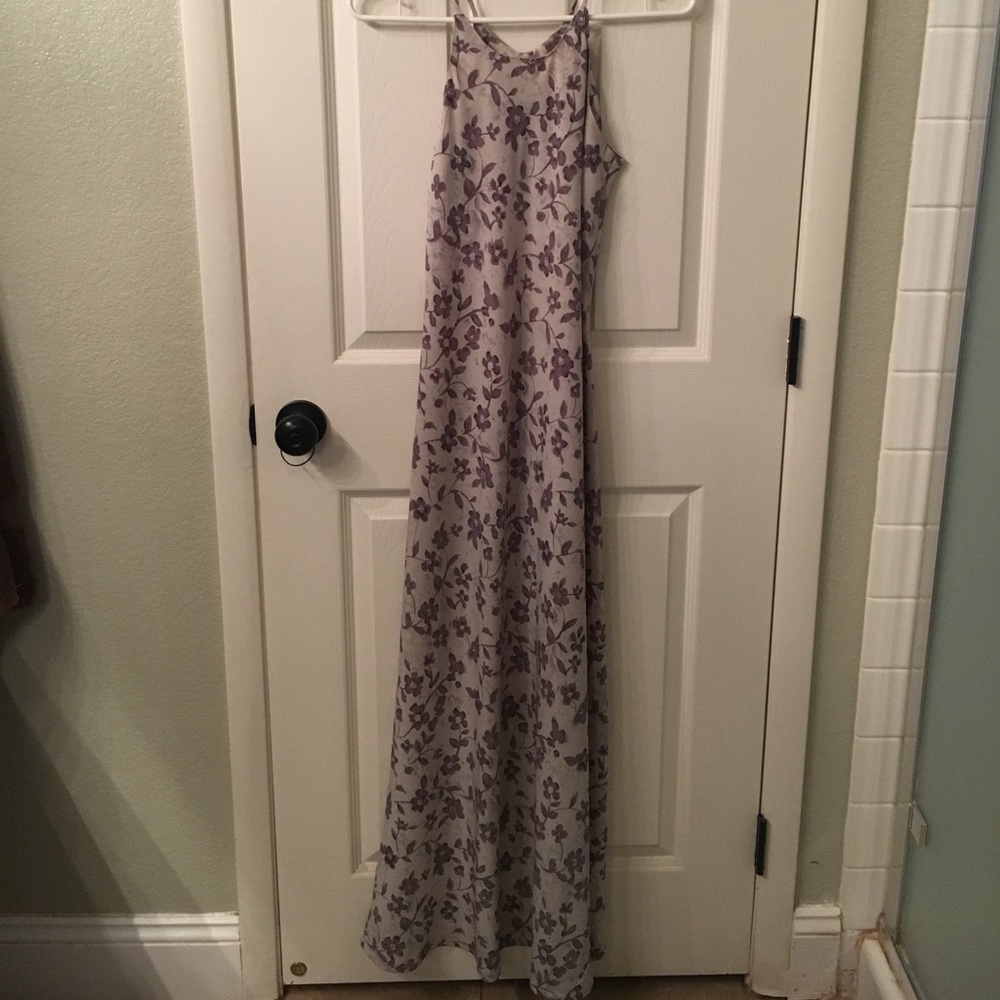 Dress white with grey flowers