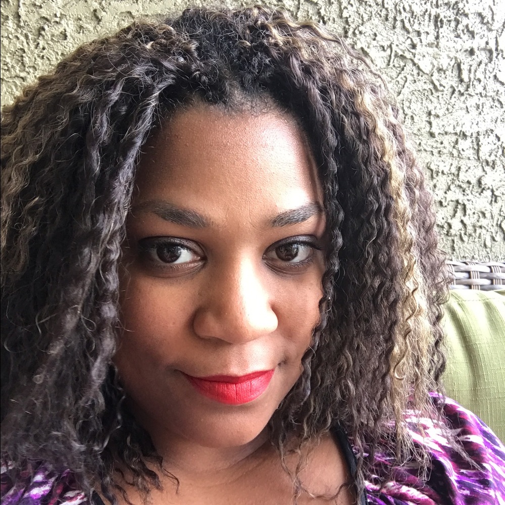 Meet your Posher, Toya