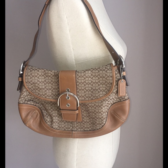 Coach Handbags - ⬇️LOWEST PRICE⬇️ GORGEOUS 💯 AUTHENTIC COACH PURSE