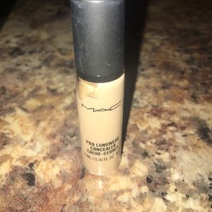 MAC Pro Longwear Concealer