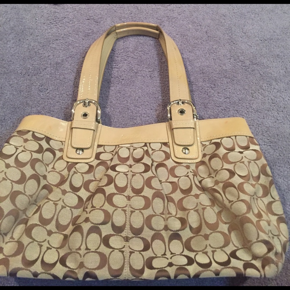 Coach purse