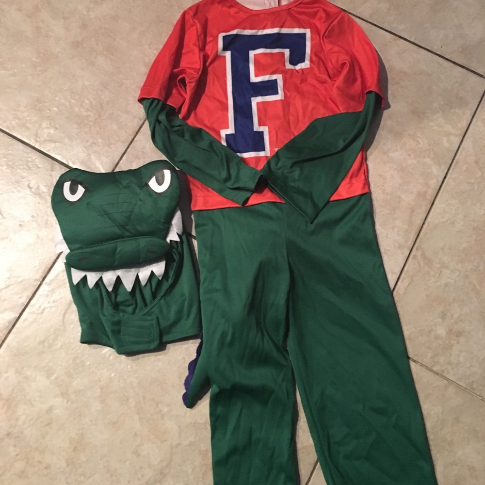 Adorable Florida Gator costume