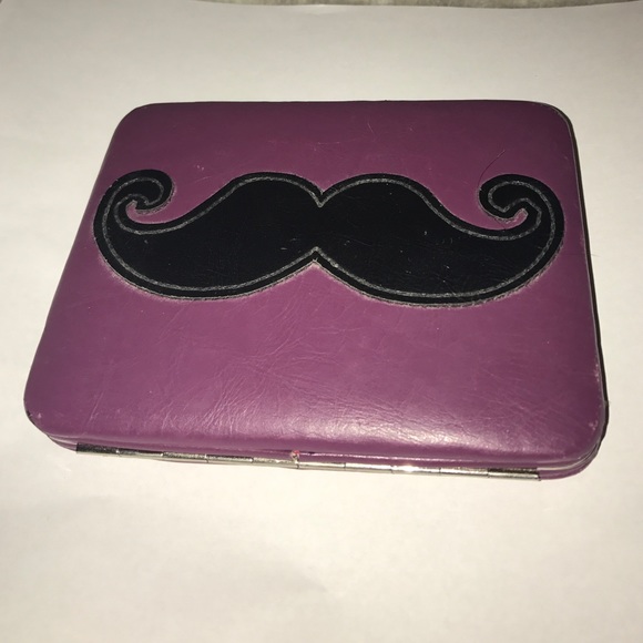 Mustache Wallet - Picture 2 of 3