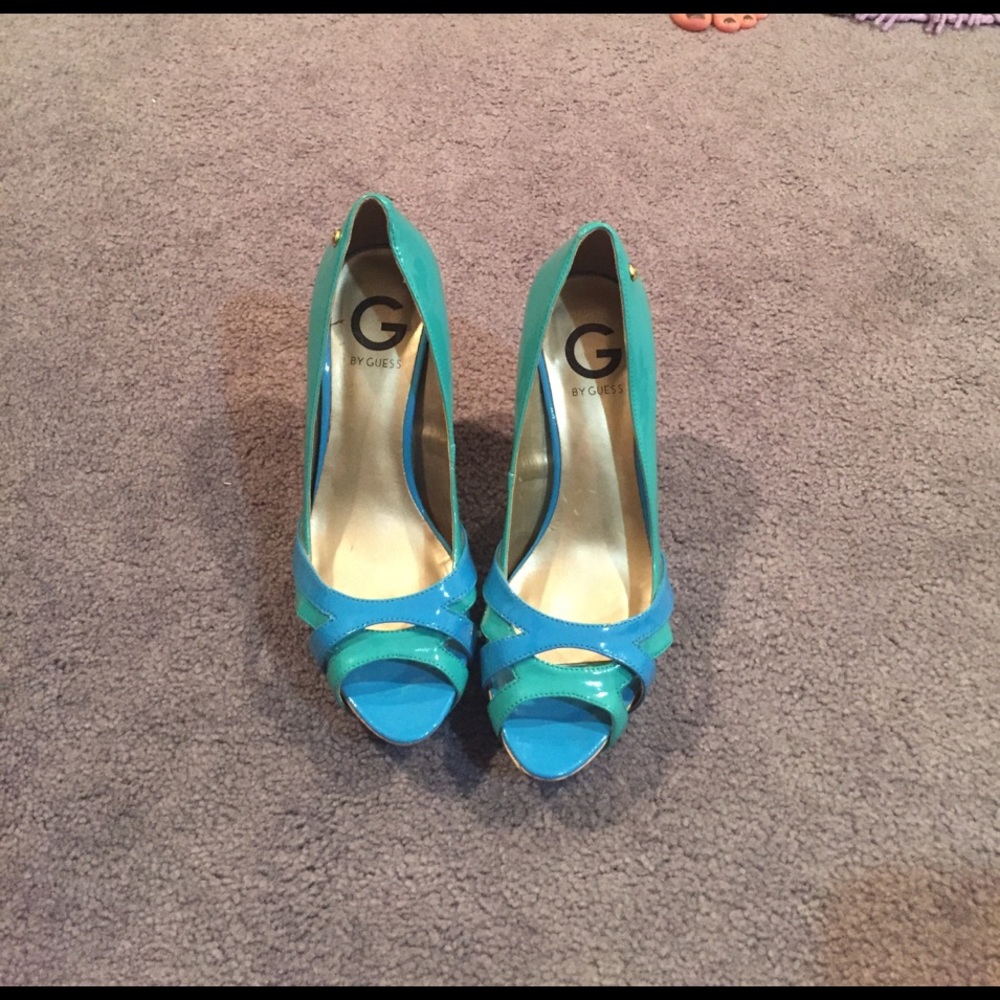 Guess heels