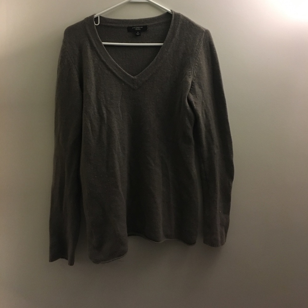 Cashmere sweater