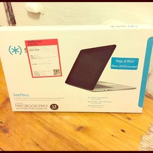 MacBook Pro 13 inch with Retina Display Speck Case