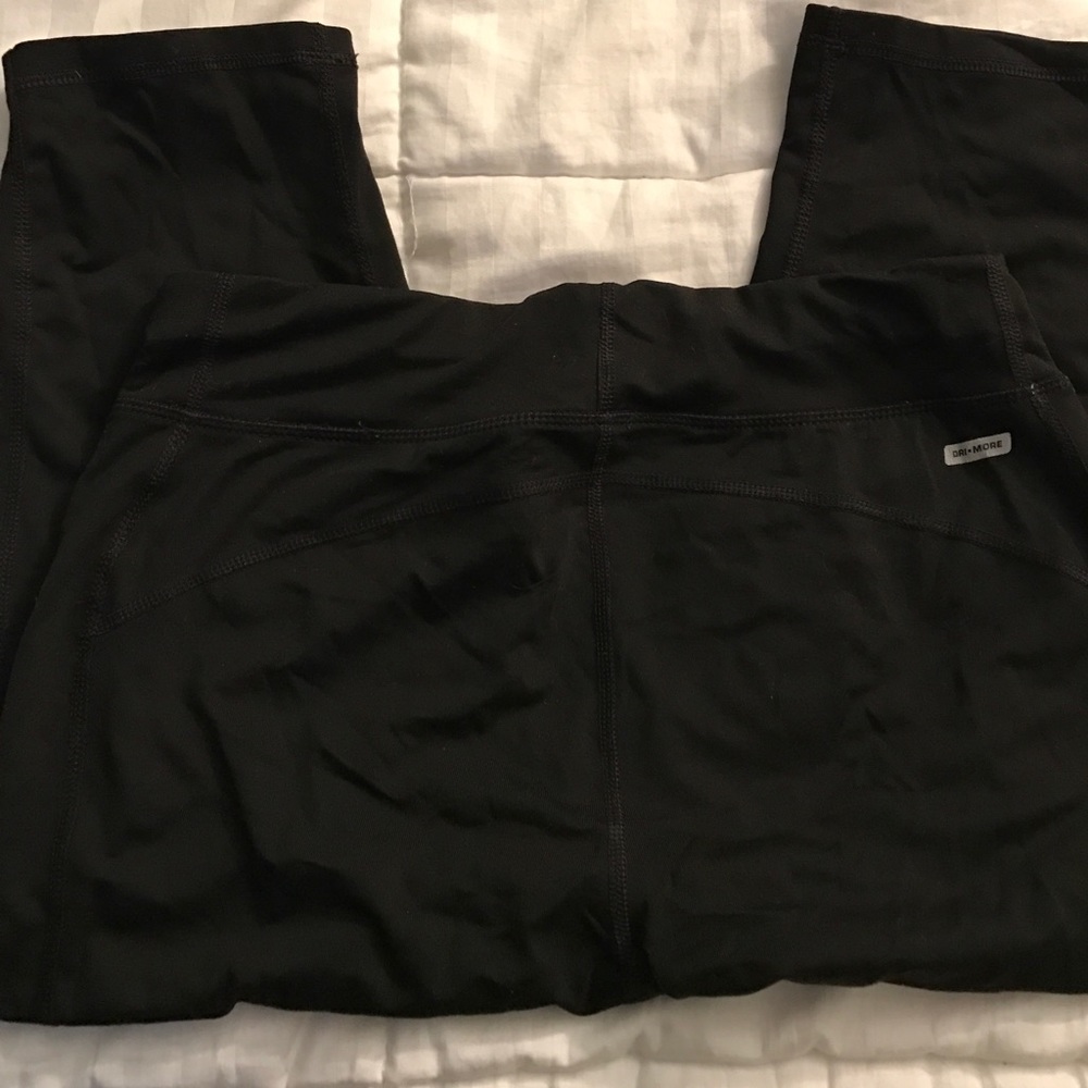 Workout Capris - Picture 4 of 4