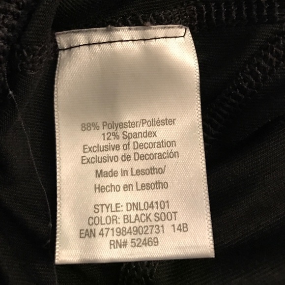 Workout Capris - Picture 3 of 4