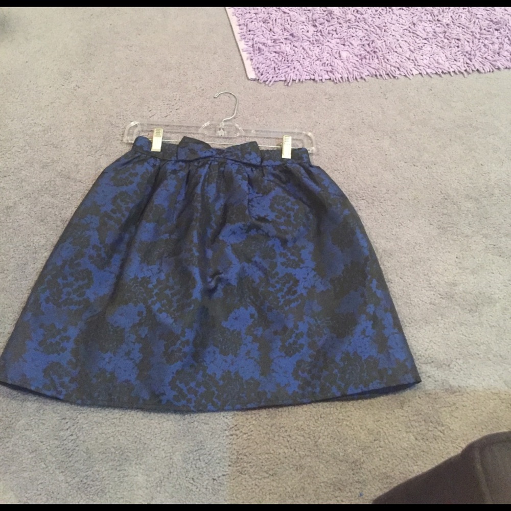 Small blue and black skirt