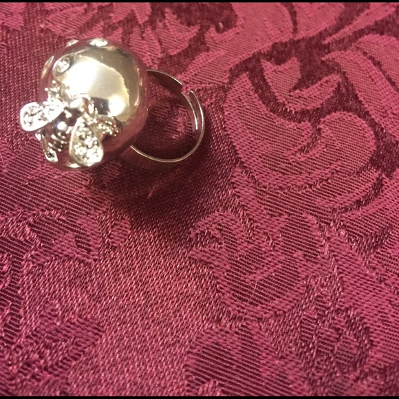Silver Skull Rhinestone Ring - Picture 4 of 4