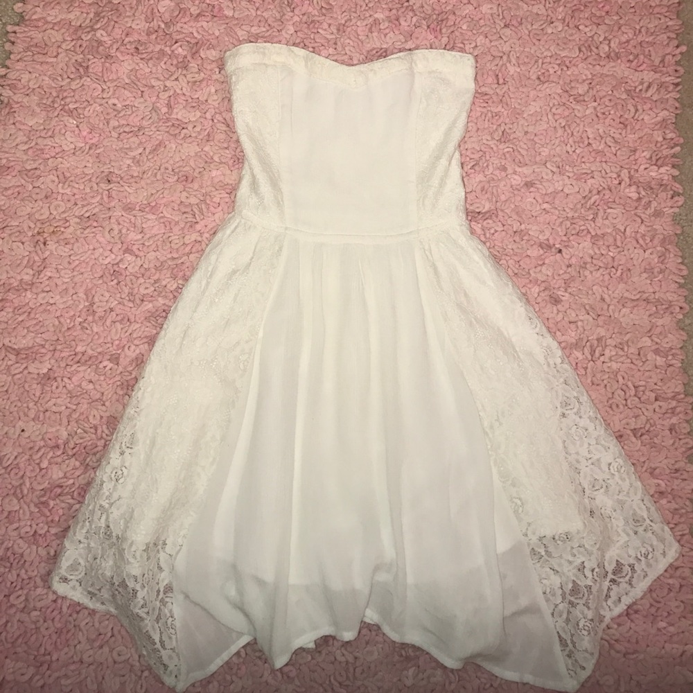 Abercrombie&Fitch white lace dress
