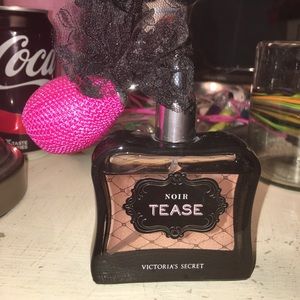 Victoria's Secret Noir Tease Perfume