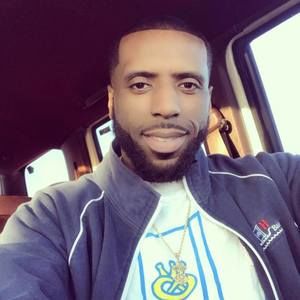 Meet your Posher, Yoson