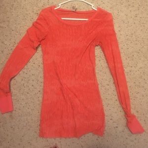 Long sleeve buckle shirt