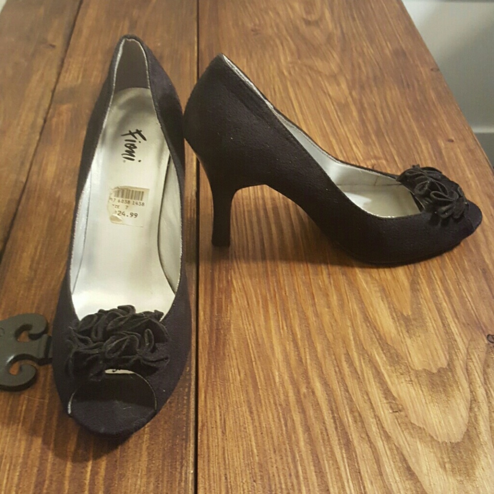 Black faux suede peep toe