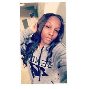 Meet your Posher, Jeronica