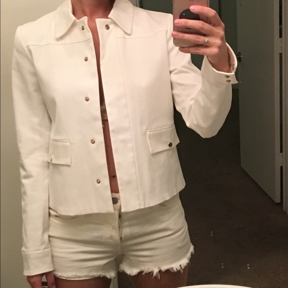 White jacket- like new