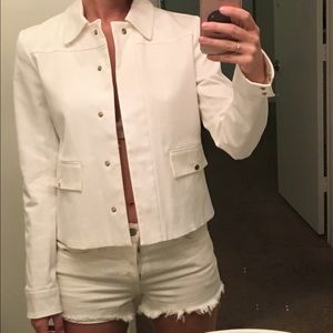 White jacket- like new