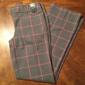 NY & Co. gray and pink plaid dress pant