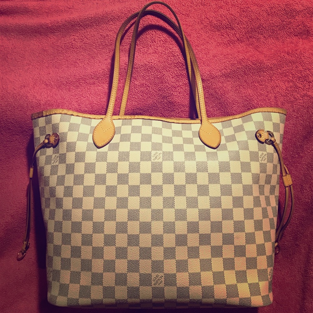 Louis Vuitton Neverfull MM