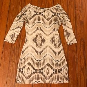 Express print tshirt dress