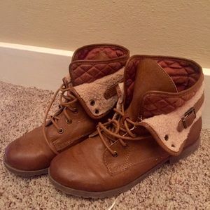 Women's 10 brown faux fur faux Leather Bootie