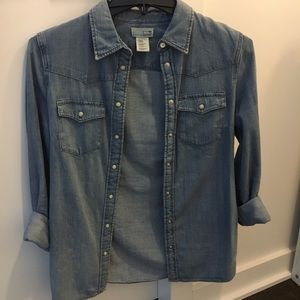 Levi's button down shirt