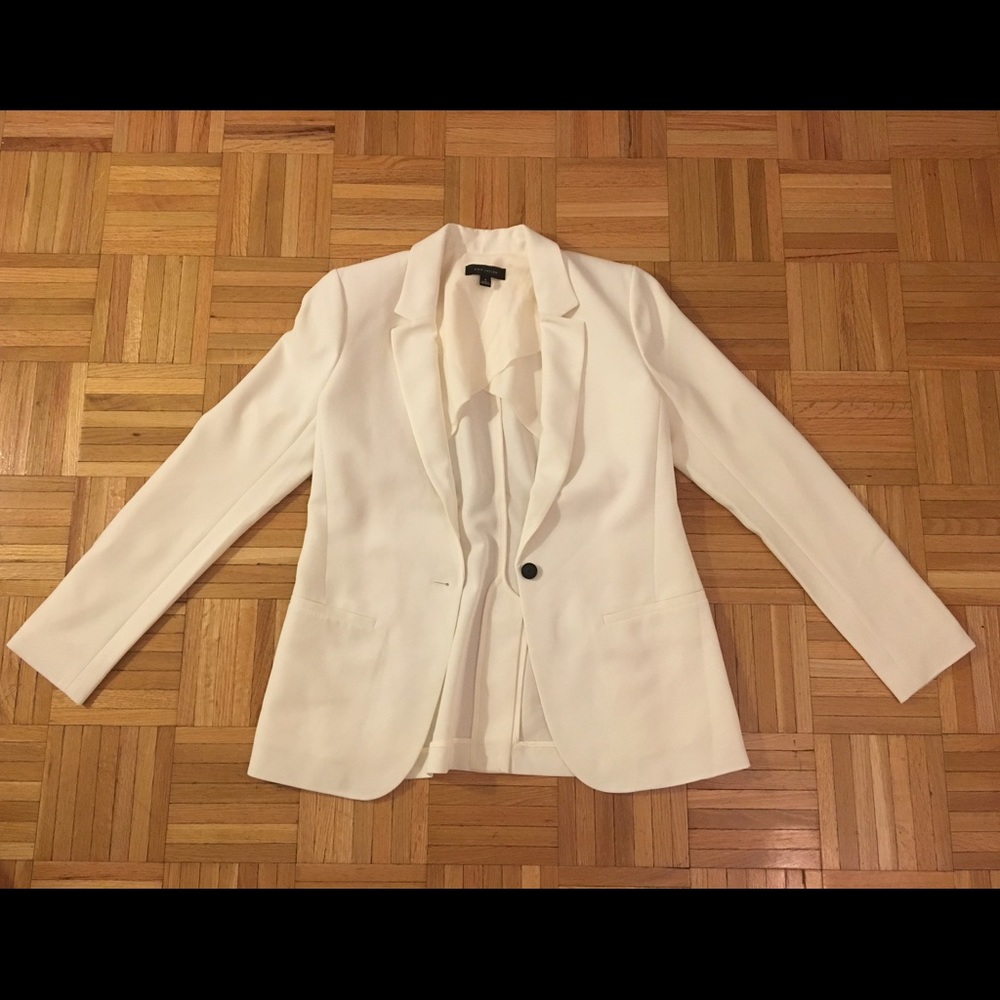 LAST CHANCE: White Ann Taylor Blazer