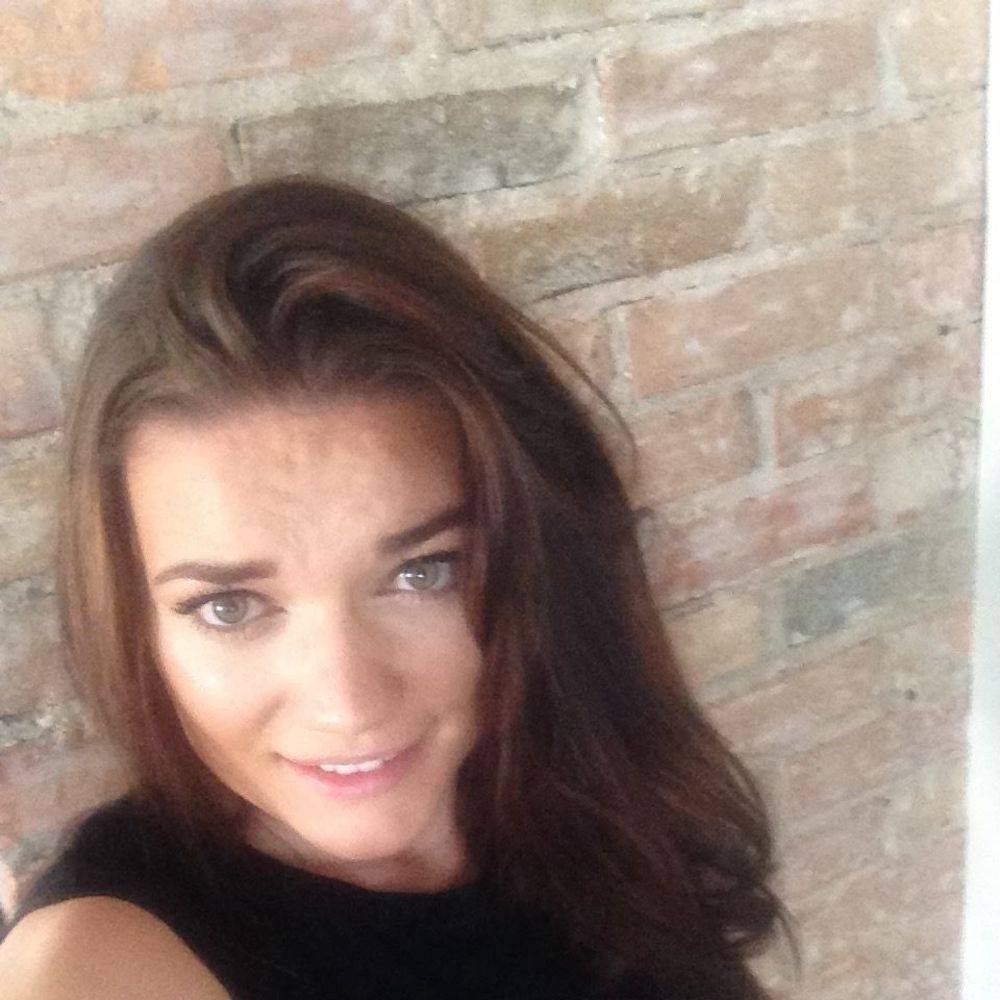 Meet your Posher, Whitney