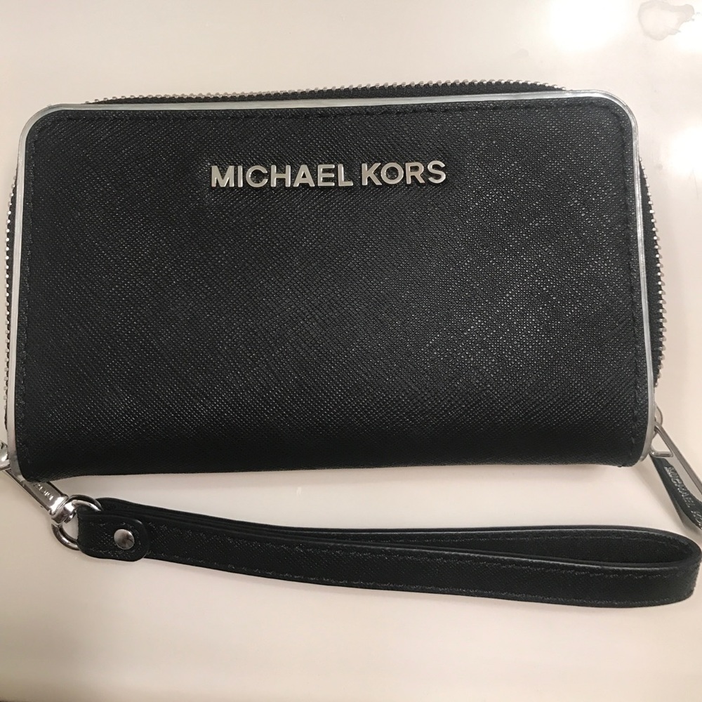 Michael Kors wallet