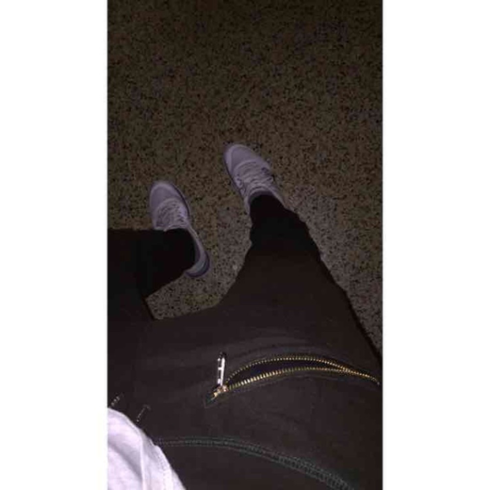 Size: S. Dark Green Joggers with gold zippers
