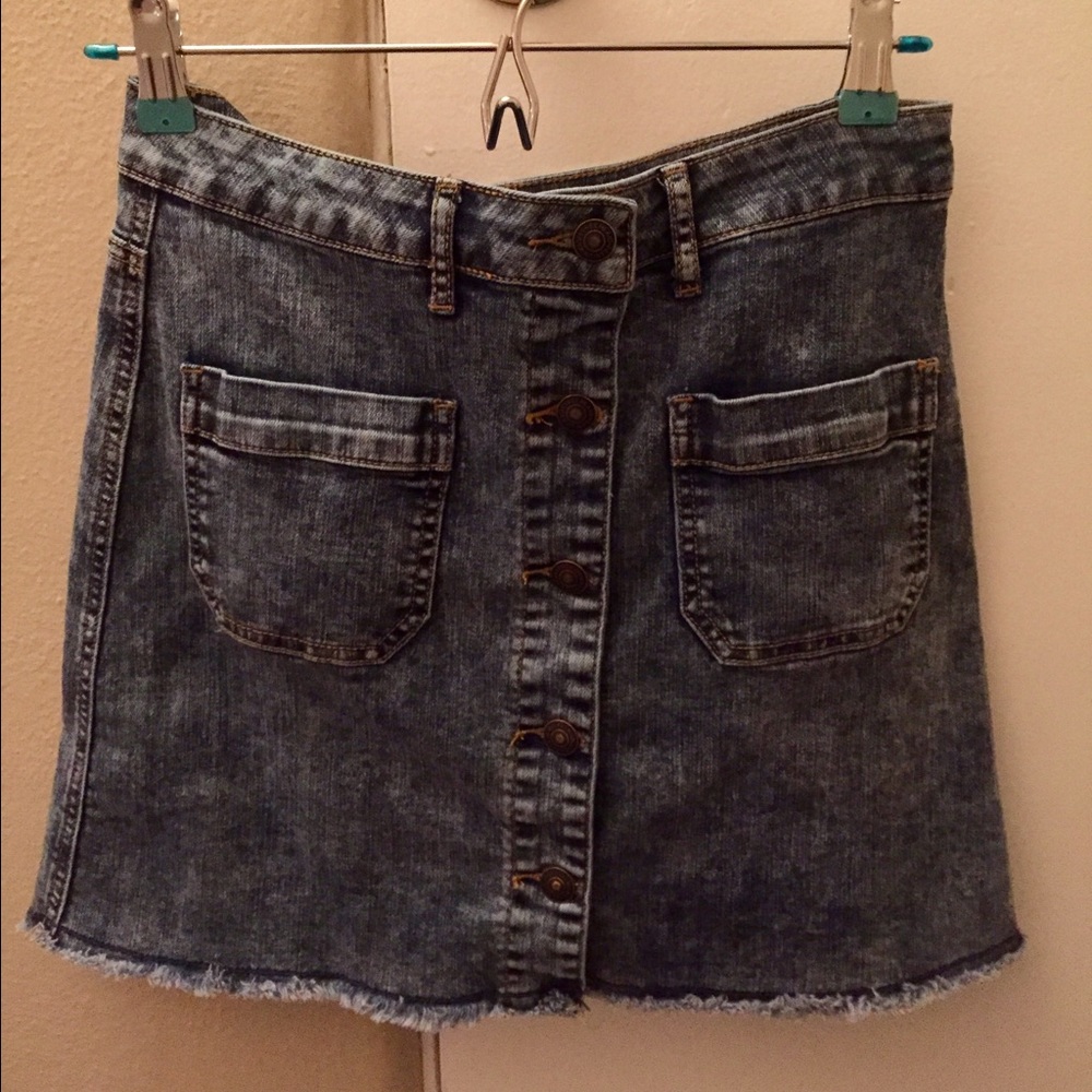 Women's Denim skirt size L