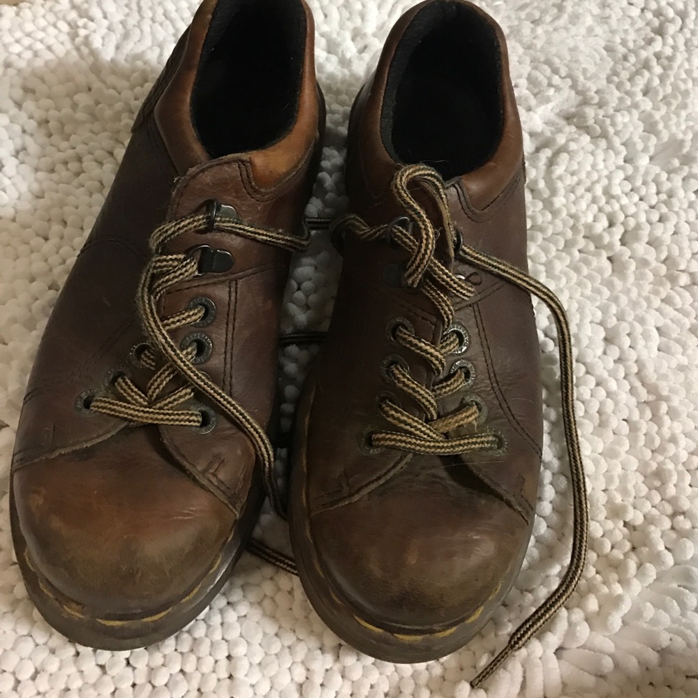 Dr. Marten's boots retro ankle boots