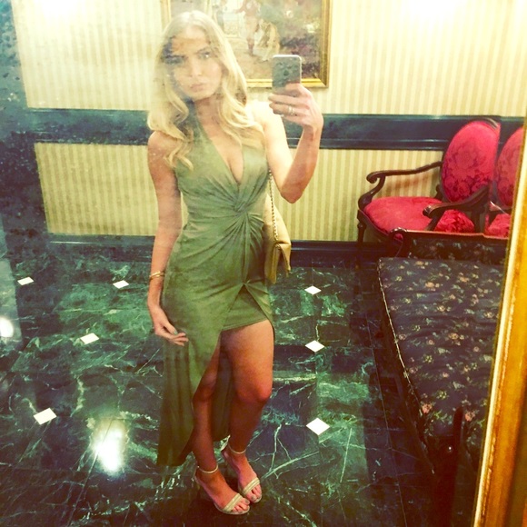 Dresses & Skirts - Green Party Dress