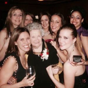 Meet your Posher, Elizabeth