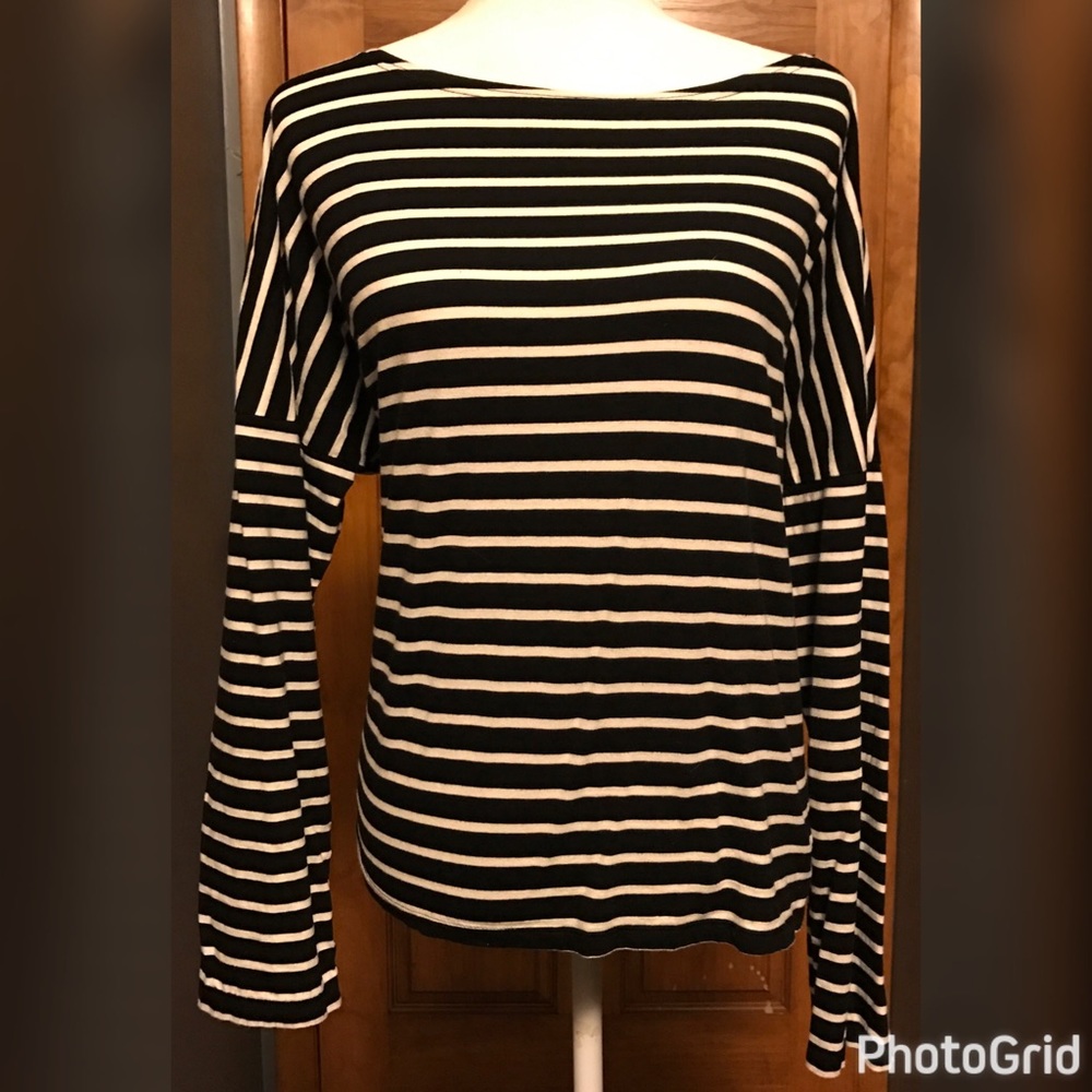 Long sleeved cotton tee