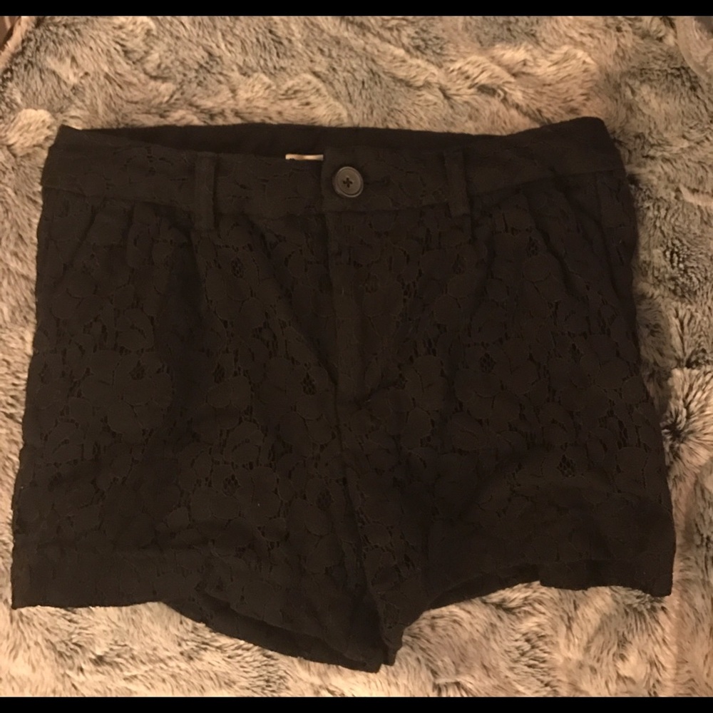 Lauren Conrad detailed black shorts size 2