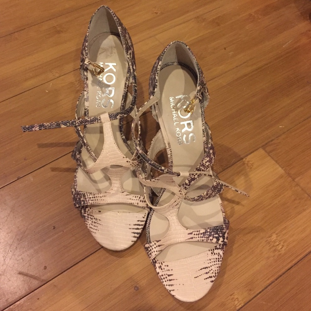 Michael Kors heels with neutral pattern