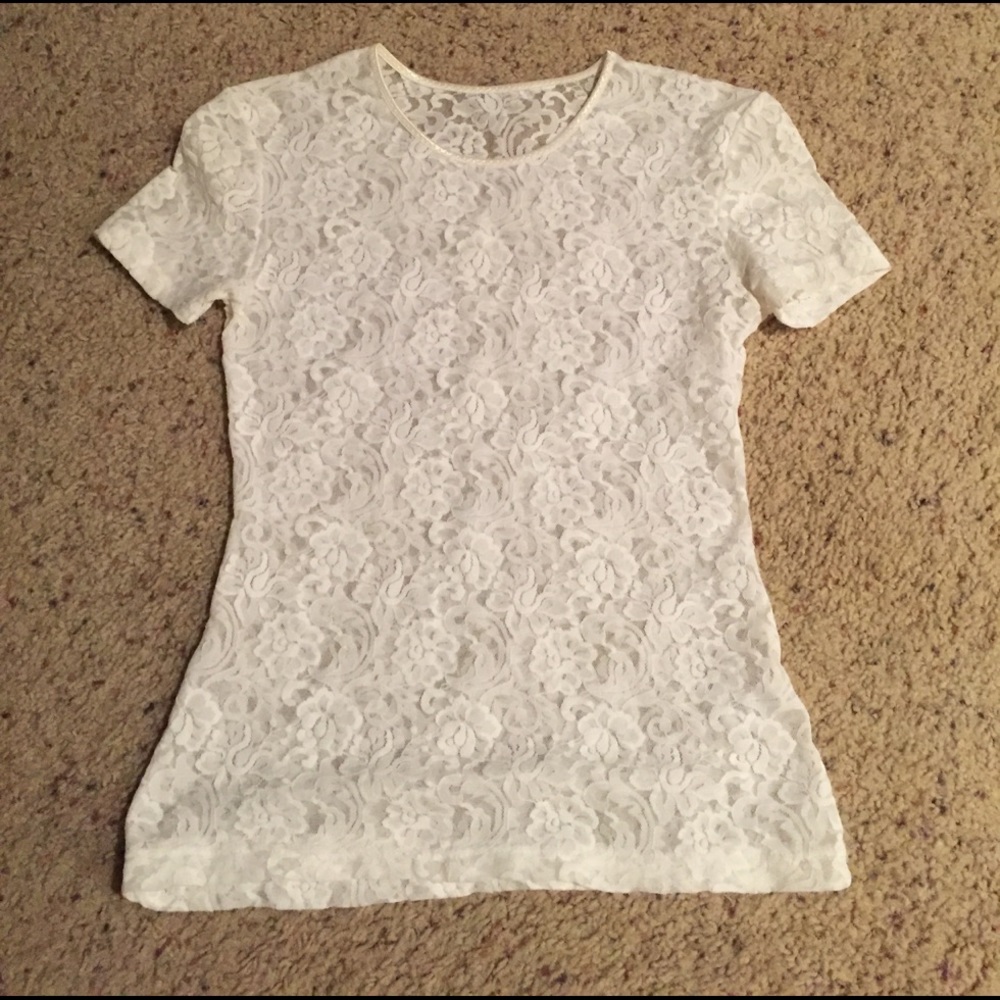 Lace T